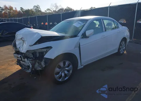 2010 Honda Accord 2.4 Lx z USA, uszkodzony, nr VIN 1HGCP2F37AA148942